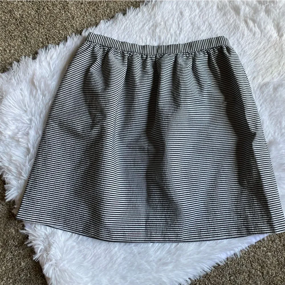 Alice + Olivia Francy’s Skirt Striped Mini Elastic Waist Zipped Back Lined Sz 6